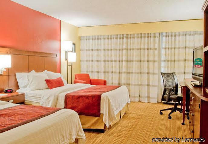 Hotel Courtyard Charlotte Airport North Esterno foto